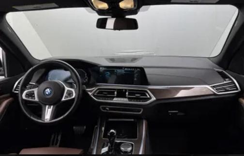 Black 2022 BMW X5 PHEV xDrive45e