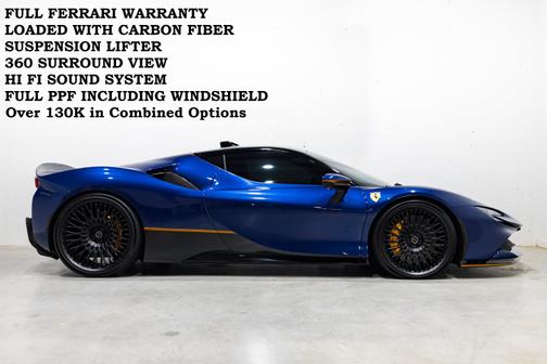 2023 Ferrari SF90 Stradale Base