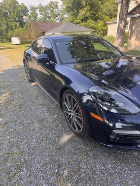 Blue 2018 Porsche Panamera Panamera Turbo