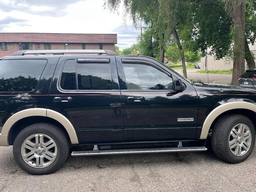 Black 2007 Ford Explorer Eddie Bauer
