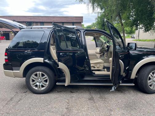 Black 2007 Ford Explorer Eddie Bauer