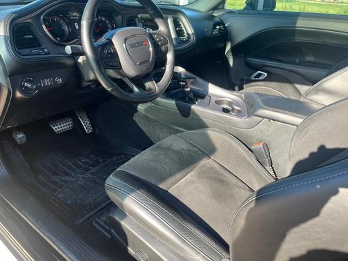 Black 2023 Dodge Challenger R/T