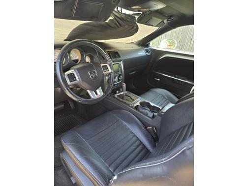 White 2012 Dodge Challenger SXT