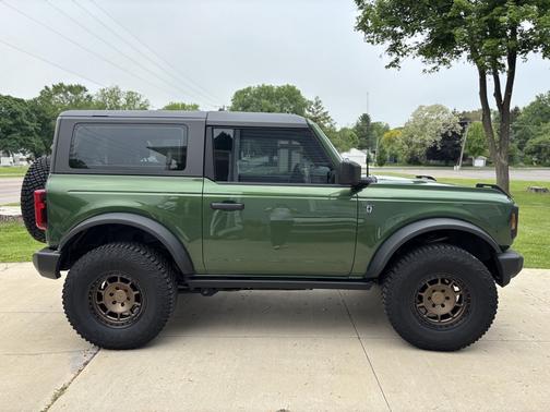 2022 Ford Bronco Base Advanced