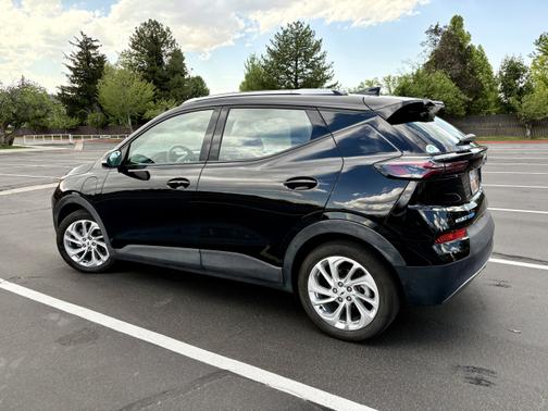 2023 Chevrolet Bolt EUV LT