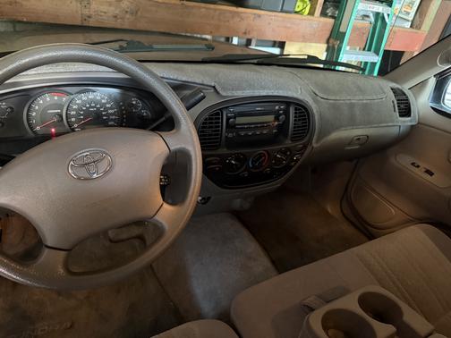 Silver 2006 Toyota Tundra SR5 Access Cab