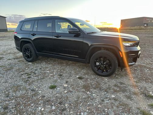 Black 2024 Jeep Grand Cherokee L Altitude X