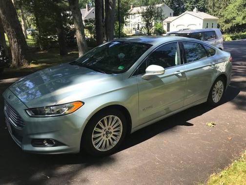 2013 Ford Fusion Hybrid SE Hybrid