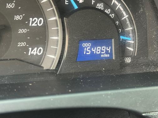 Red 2014 Toyota Camry LE