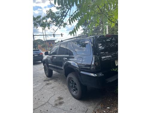 Photo 3 of 12 of 2007 Toyota 4Runner SR5