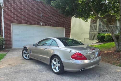 Gold 2006 Mercedes-Benz SL-Class SL500 Roadster