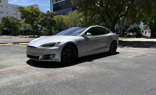 2017 Tesla Model S 75D