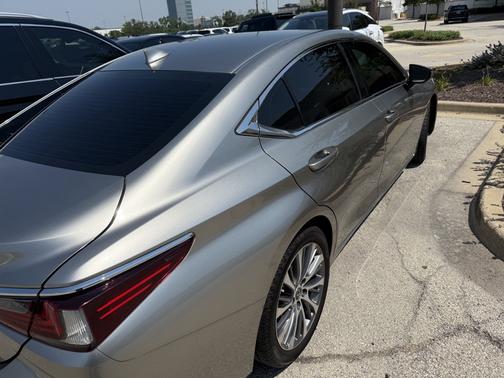 2019 Lexus ES 350 Luxury