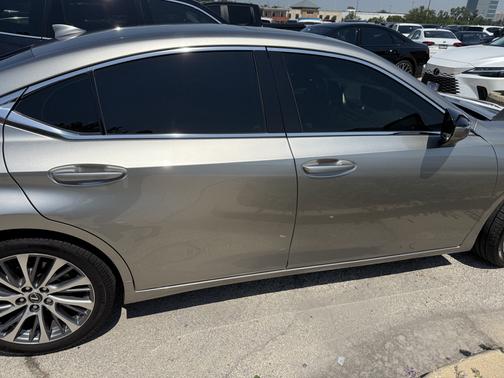 2019 Lexus ES 350 Luxury