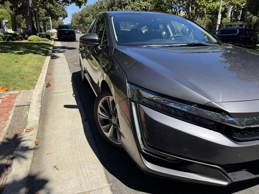 2018 Honda Clarity Plug-In Hybrid Base
