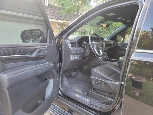 Black 2021 GMC Yukon Denali