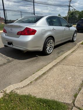 Silver 2010 INFINITI G37 x