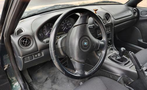 1999 Mazda MX-5 Miata Base