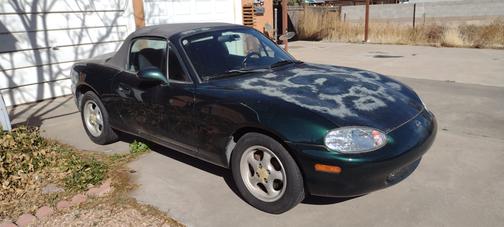 1999 Mazda MX-5 Miata Base