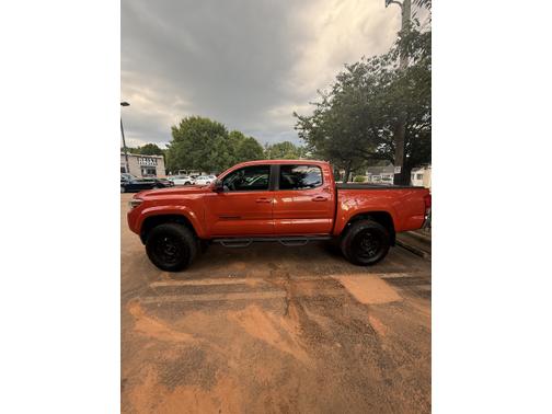 2017 Toyota Tacoma SR5