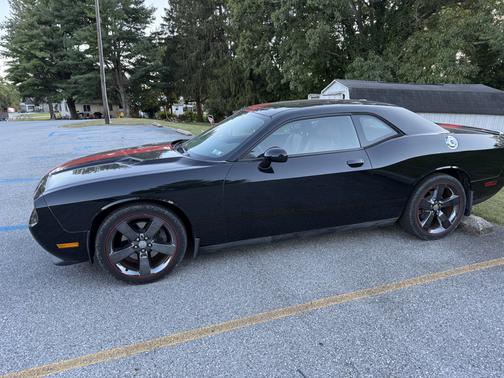 2013 Dodge Challenger SXT