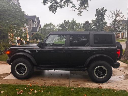 Black 2023 Ford Bronco Black Diamond Advanced