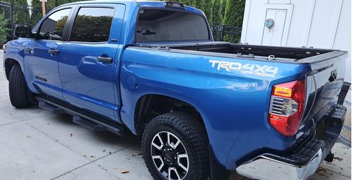 2017 Toyota Tundra SR5