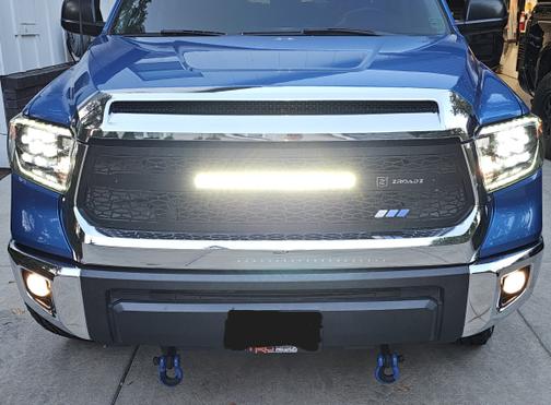 2017 Toyota Tundra SR5