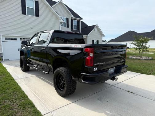 Black 2023 Chevrolet Silverado 1500 Custom