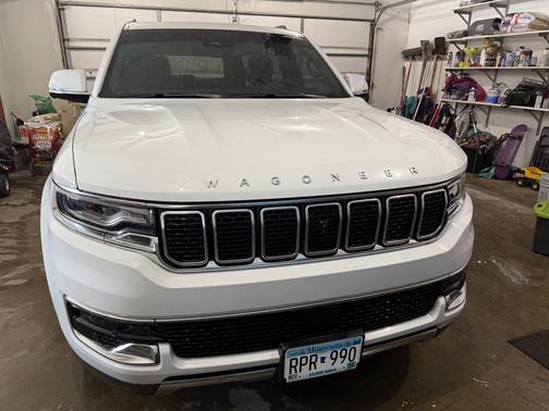 2022 Jeep Wagoneer Series III
