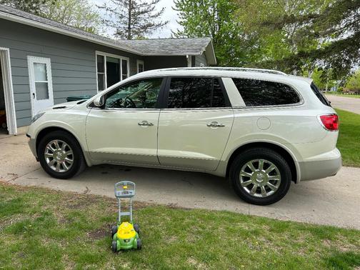 White 2012 Buick Enclave Leather
