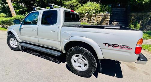 Silver 2003 Toyota Tacoma PreRunner Double Cab