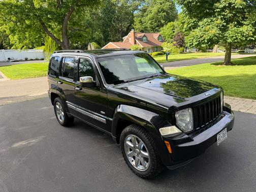Black 2012 Jeep Liberty Sport
