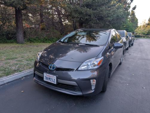 2015 Toyota Prius Plug-in Base