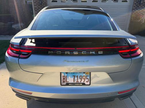 Silver 2020 Porsche Panamera 4 E-Hybrid 10 Years Edition