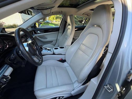 Silver 2020 Porsche Panamera 4 E-Hybrid 10 Years Edition