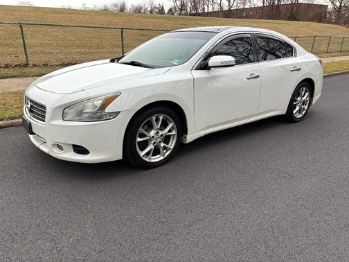 2012 Nissan Maxima SV