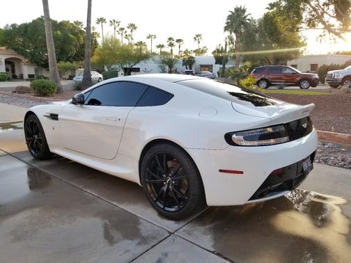 2013 Aston Martin V8 Vantage Base