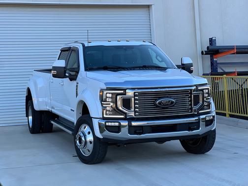 2022 Ford F-450 Lariat