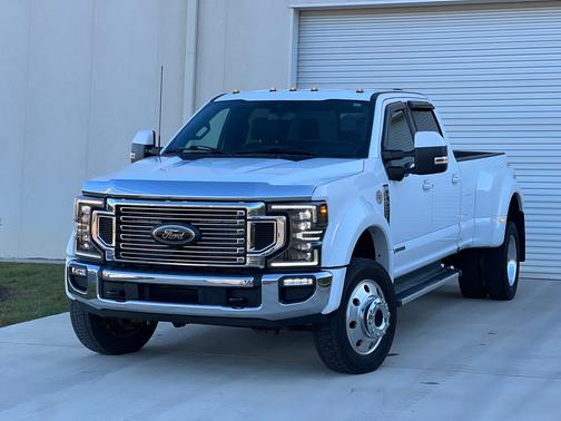 2022 Ford F-450 Lariat