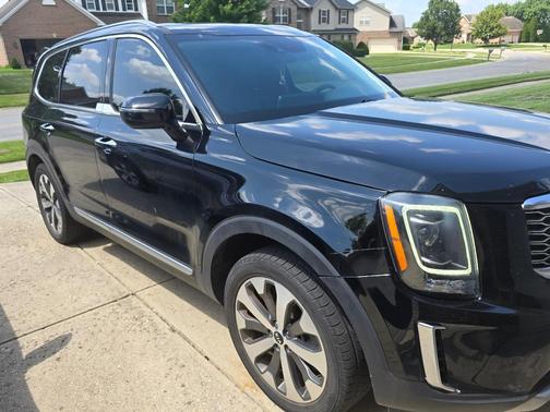 Black 2020 Kia Telluride S