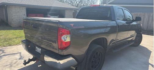 2014 Toyota Tundra SR5