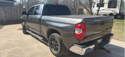 2014 Toyota Tundra SR5