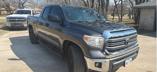 2014 Toyota Tundra SR5