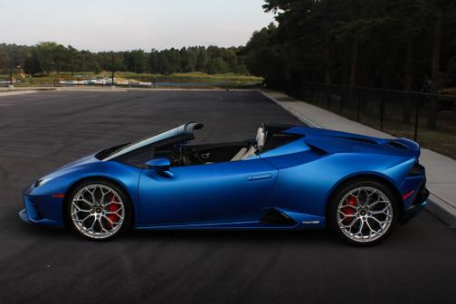 2021 Lamborghini Huracan EVO Base