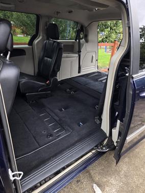2014 Chrysler Town & Country Touring