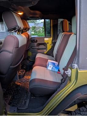 2010 Jeep Wrangler Unlimited Sport