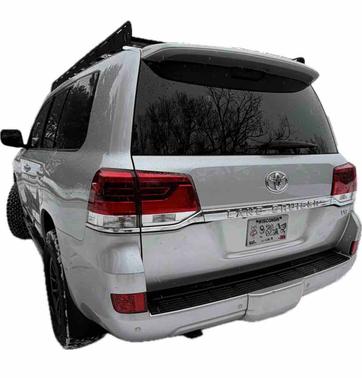 2017 Toyota Land Cruiser Base