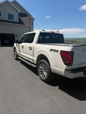 White 2025 Ford F-150 Lariat