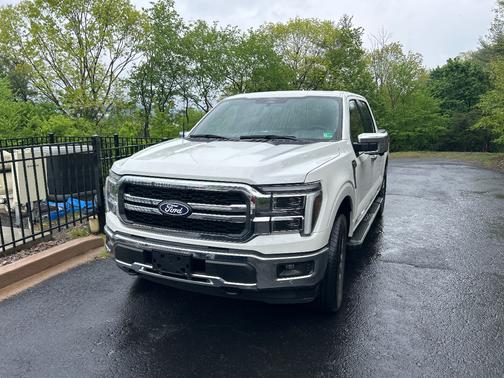 White 2025 Ford F-150 Lariat
